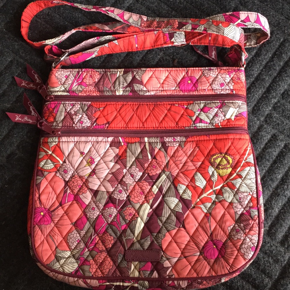 Vera Bradley cross body purse
